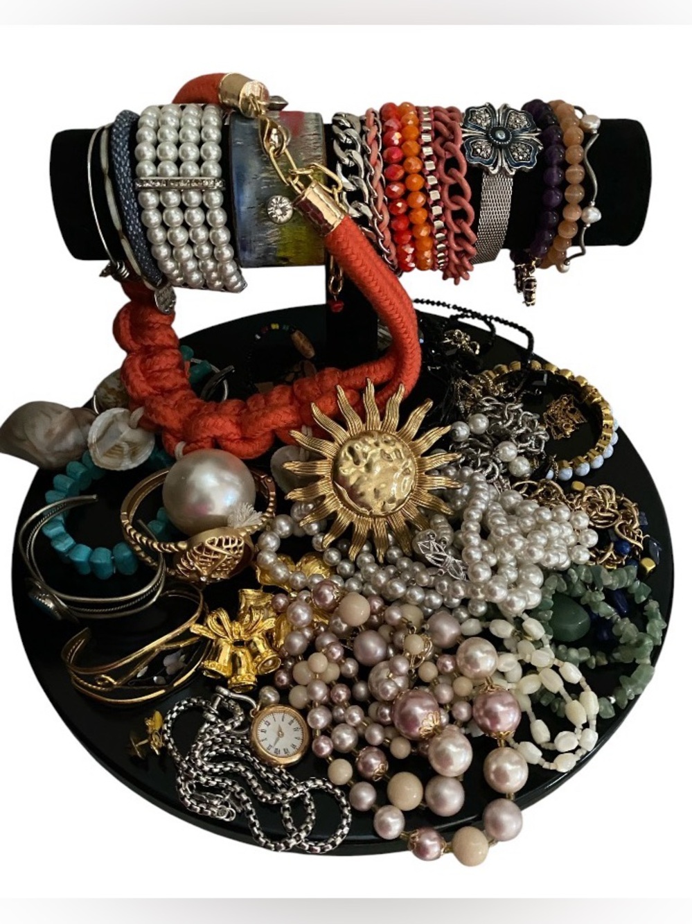 70 piece mixed jewelry lot(RESERVED) - Picture 4 of 5